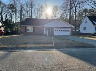 1040 Ridgemeadow Ln, Rocky Mount, NC 27803