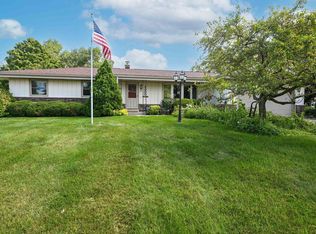 4300 S Regal Dr, New Berlin, WI 53151