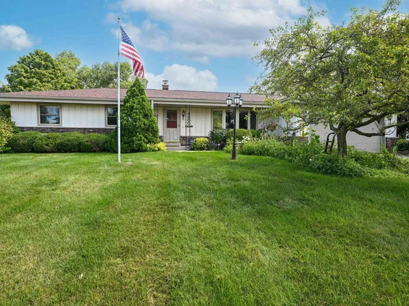 4300 South Regal DRIVE, New Berlin, WI 53151