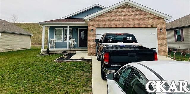1st image of 344 Oxford Cir