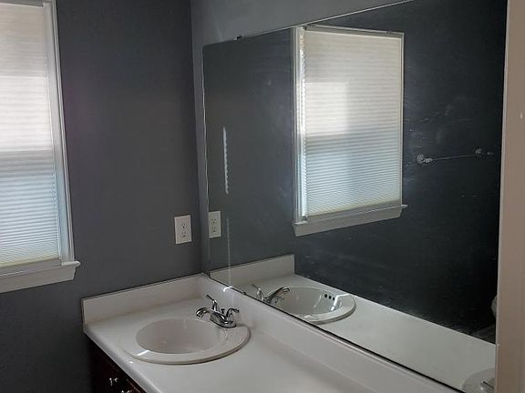 bathroom first floor