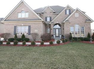 2408 Spartina Ln, Naperville, IL 60564