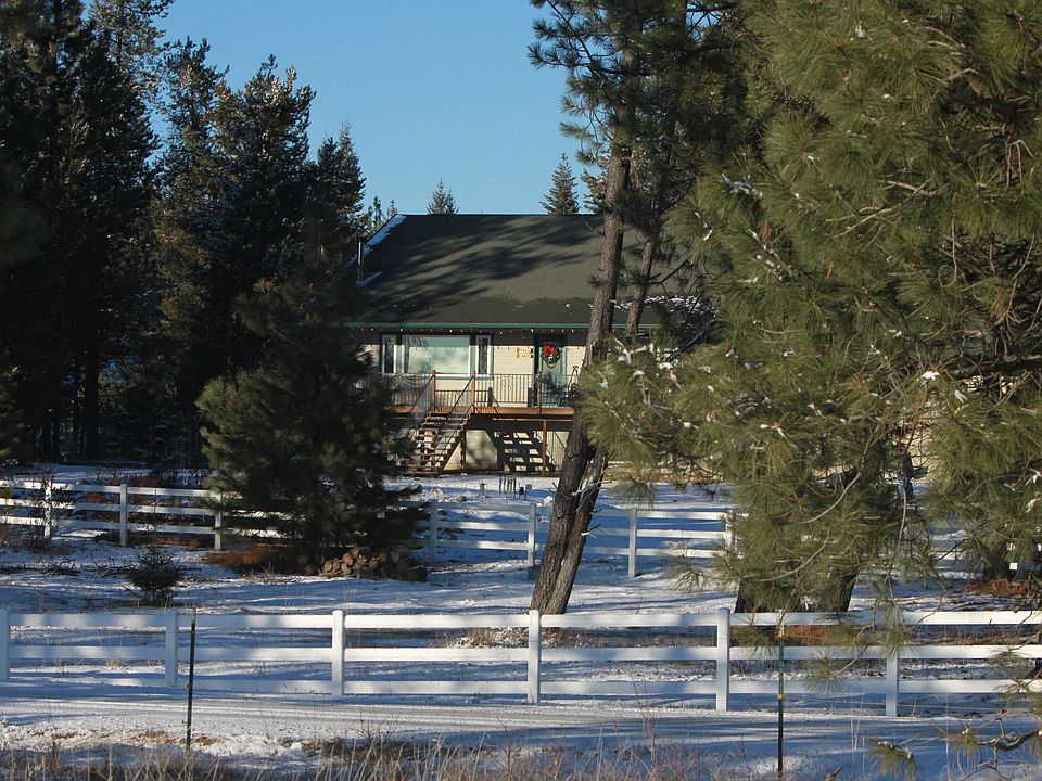 2nd image of 1237 E Teton Rd