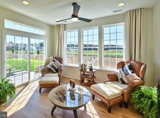 39 Queensferry Dr, Williamstown, NJ 08094