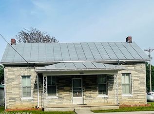 214 N Main St, Chamois, MO 65024