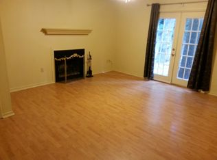 3228 N Kings Cross, Fayetteville, AR 72703