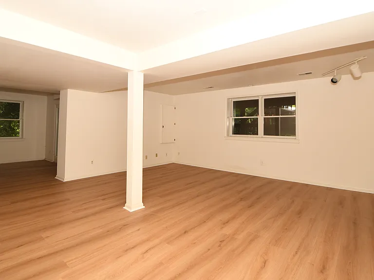 26 Holly Leaf Ct — Photo 53