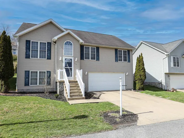 104 June Ln, Morgantown, WV 26508