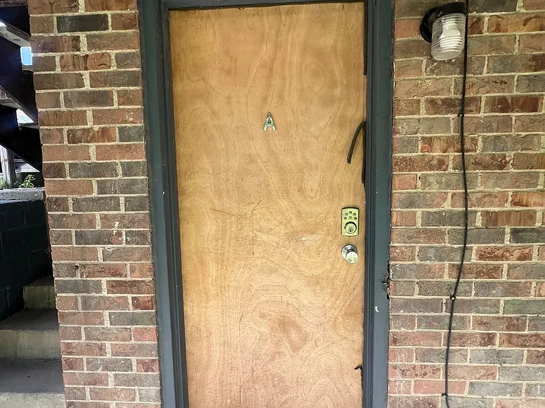 189 W Patterson Ave — Photo 2