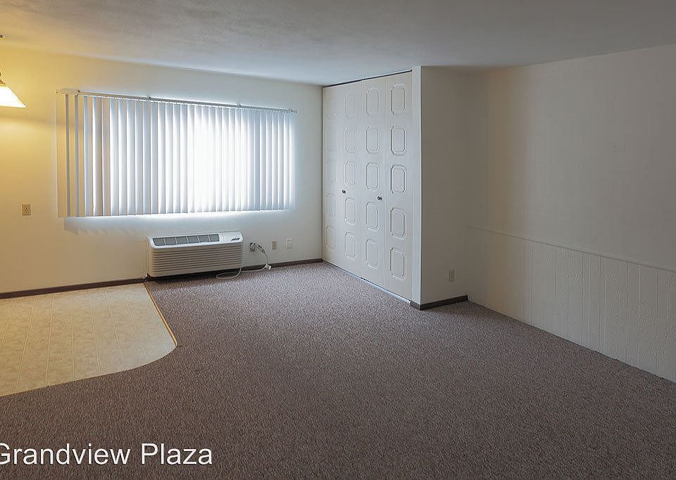 2nd image of 400 Buchner Pl APT 122