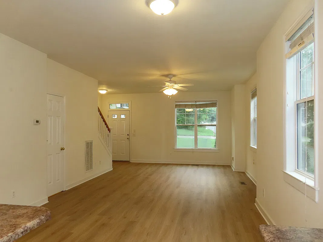 4 bed, 1800 sqft, $3,625 — Photo 3