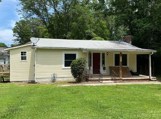 116 S Jones St, Hendersonville, NC 28739