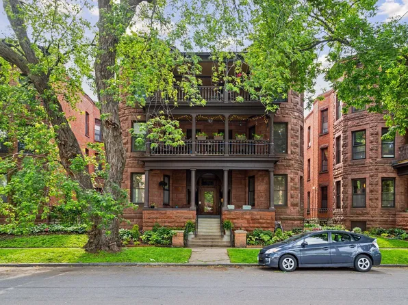 231 Arundel St APT 1, Saint Paul, MN 55102