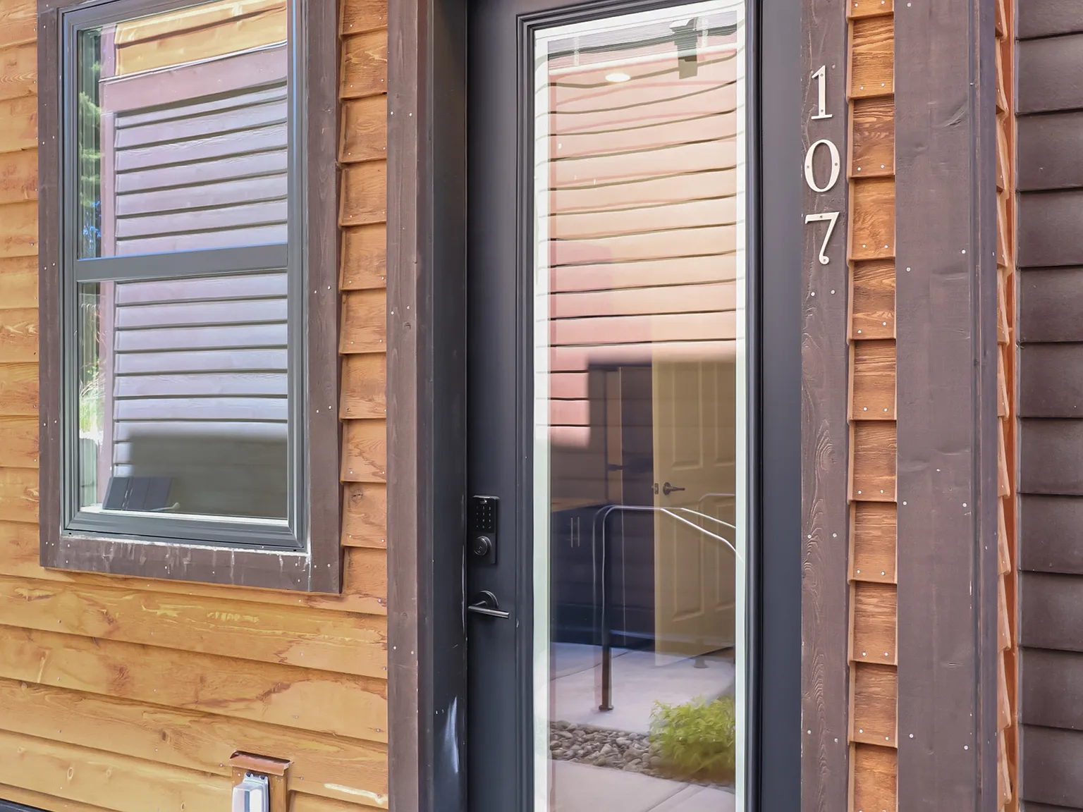 Studio, 231 sqft, $1,995 — Photo 2