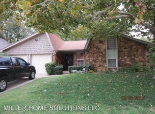 8213 NW 7th St, Oklahoma City, OK 73127