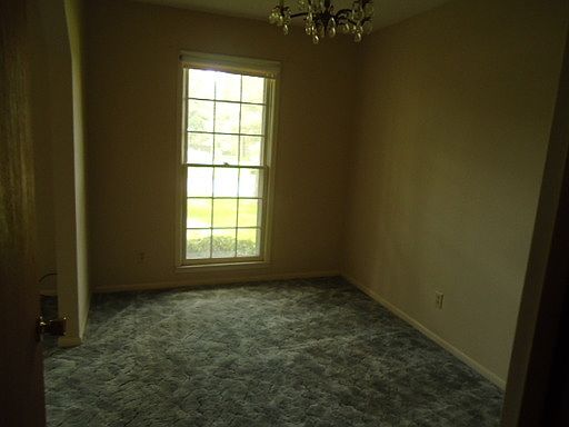 3rd image of 3890 Camellia Dr