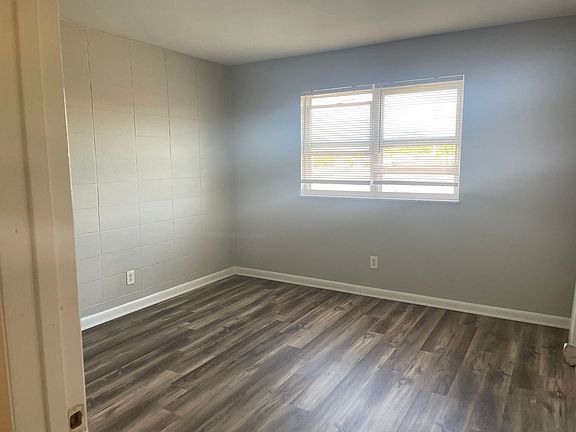 2nd image of 268 Meadow Dr APT 12