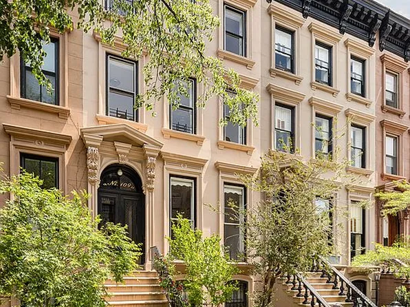 109 Cambridge Pl, Brooklyn, NY 11238