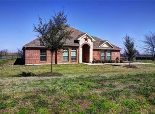 165 High Meadows Rd, Decatur, TX 76234