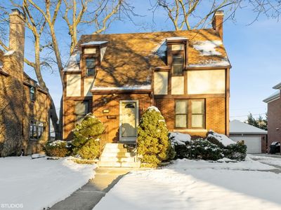 131 East Ave, Park Ridge, IL, 60068