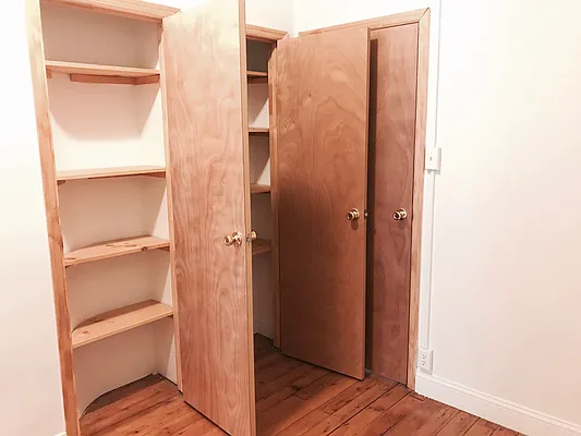 Rented by In Haus LLC | media 15