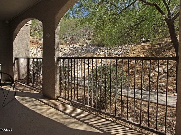4th image of 1500 E Pusch Wilderness Dr
