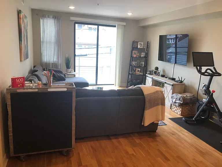 360 S Lafayette St #205 — Photo 8