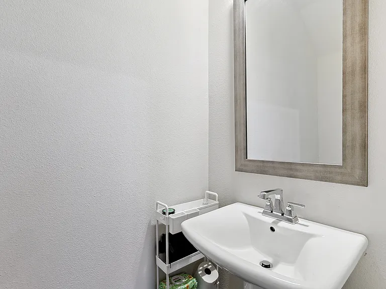 213 McConathy Way — Photo 4