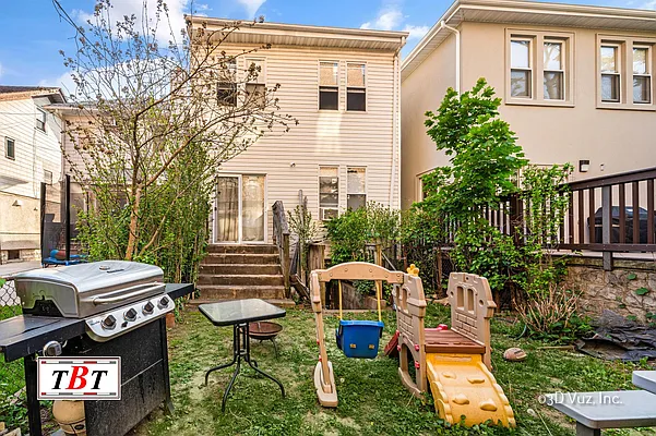 Sold by Behfar Team LLC | media 4