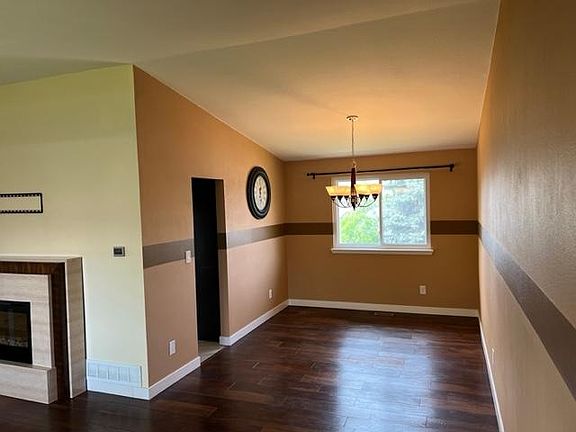 4th image of 17245 E Brown Cir