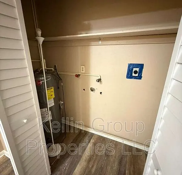 2366 Lake Dr NW — Photo 13