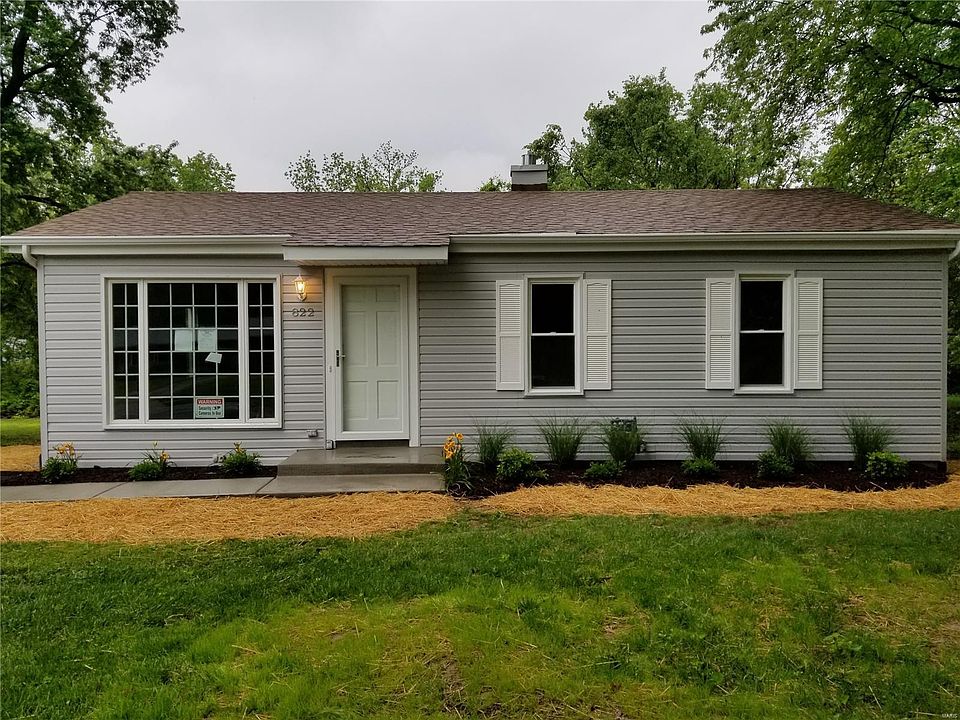 1st image of 822 Crestland Dr