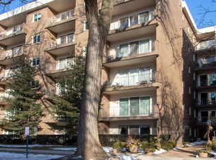411 Ashland Ave APT 2A, River Forest, IL