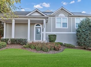 1043 Crane Pointe Rd, Elgin, IL 60124