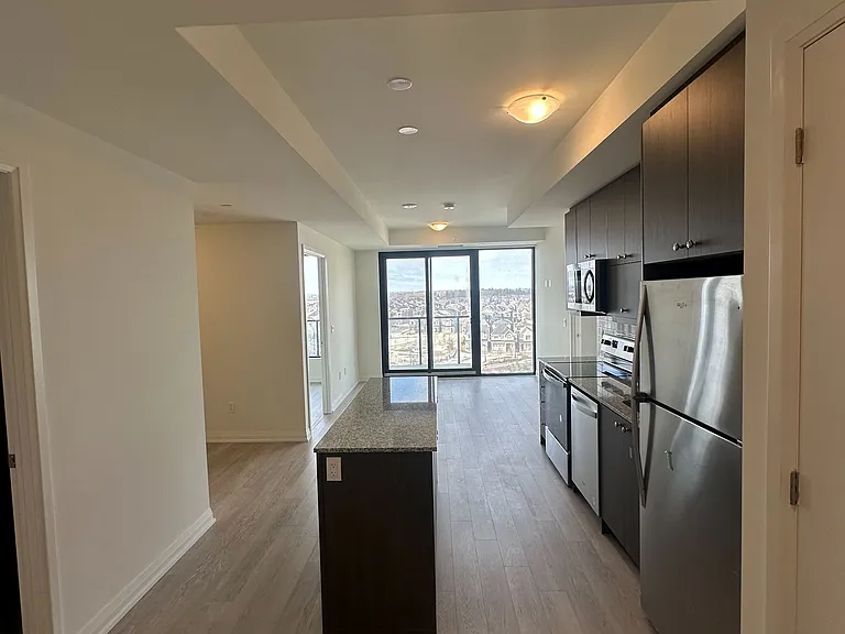 1415 Dundas St E #810 — Photo 5