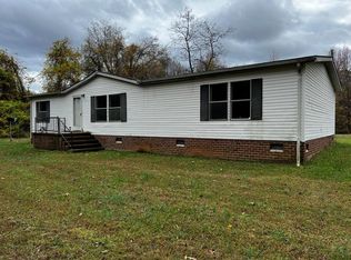 106 Highway Shop Rd, Farmville, VA 23901