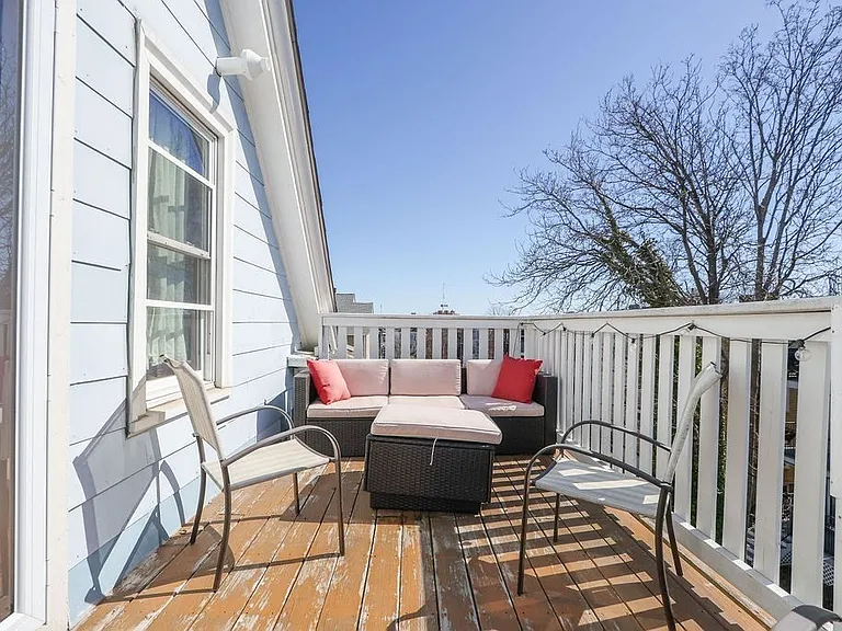 57 Harbor View St #3 — Photo 17