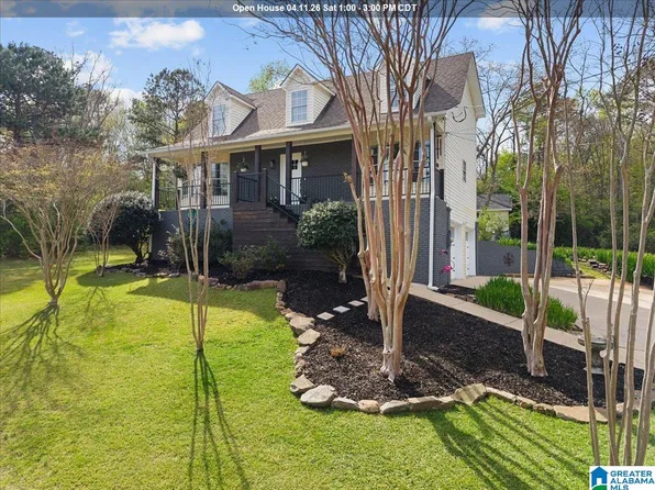 8821 Clubhouse Cir, Pinson, AL 35126