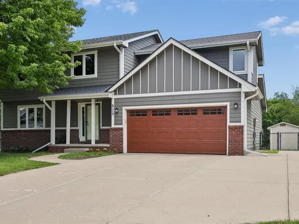 829 SE Wanda Dr, Ankeny, IA 50021