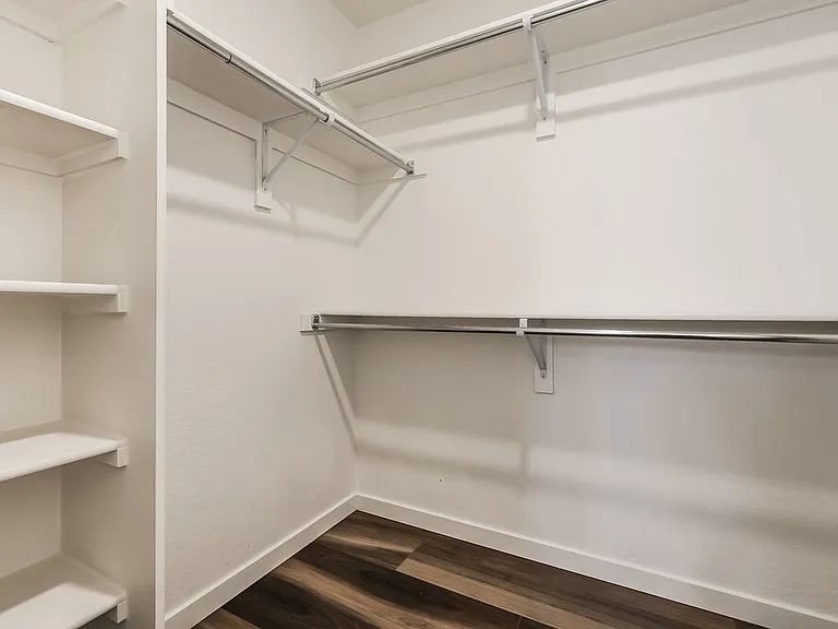 4732 N Tower Dr — Photo 12