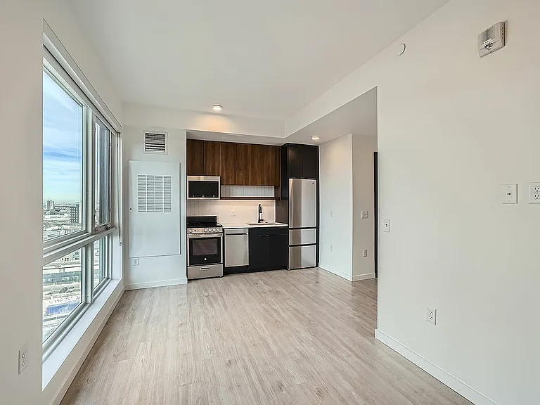 2059 19th St - Web Quality - 020 - 54 Studio 2 1429