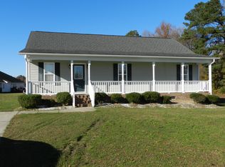 236 Sunset Pointe Dr, Clayton, NC 27520