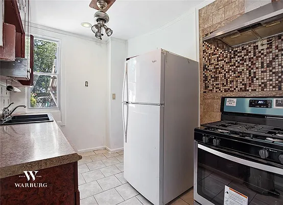 Rented by Warburg | media 16