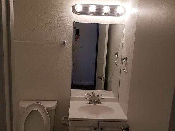 5th image of 16625 N 31st St APT 11