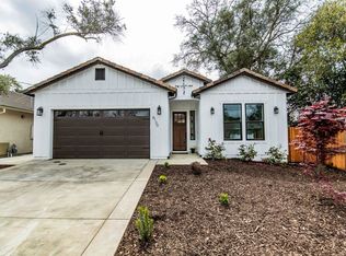 6130 Merry Ln, Carmichael, CA 95608