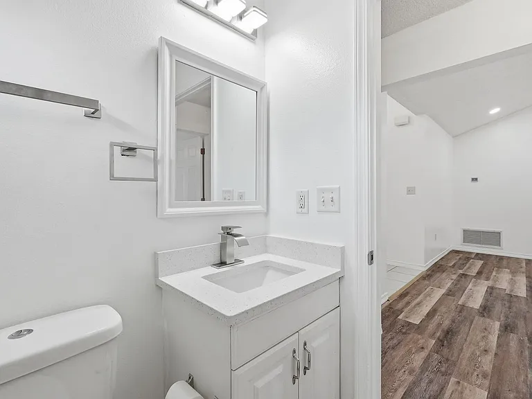 1755 Hopper St — Photo 37