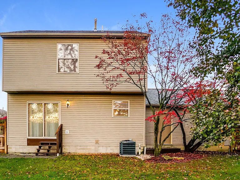 490 Durham Ln — Photo 18