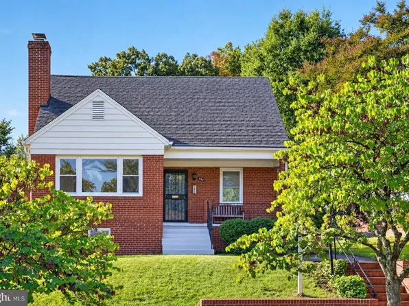 335 Quackenbos St NE, Washington, DC 20011