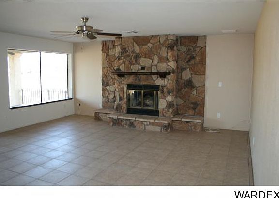 2nd image of 2565 Country Club Dr
