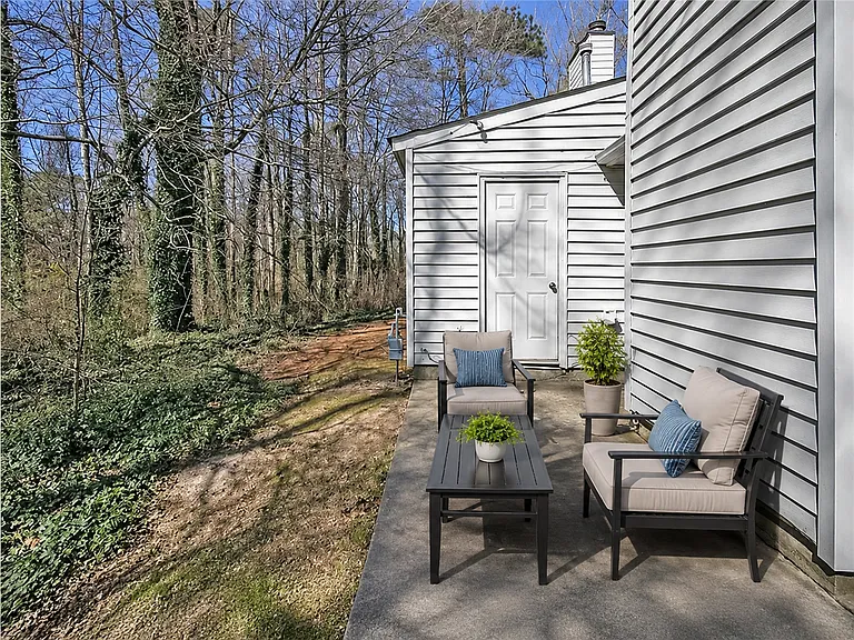 6447 River Park Dr — Photo 6